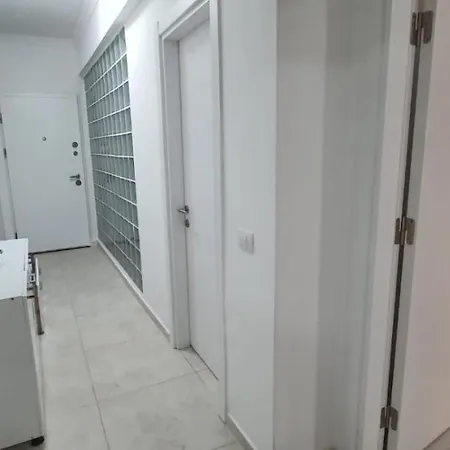 Apartment Solid Superb Cu La Si Mare