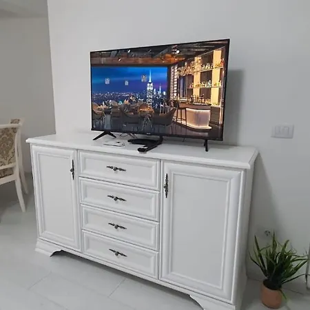 Apartment Solid Superb Cu La Si Mare