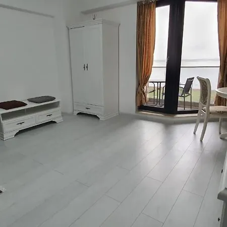 Solid Superb Cu La Si Mare Apartment